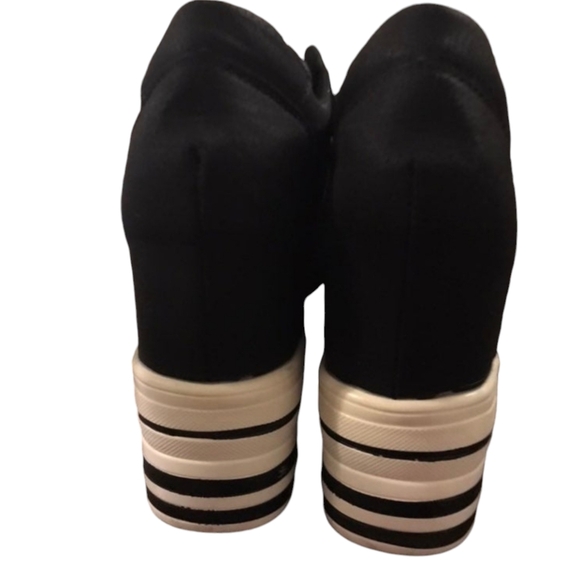 Platform Sneakers Black White Lace-up Women Size 7 - 7.5 - Picture 11 of 16